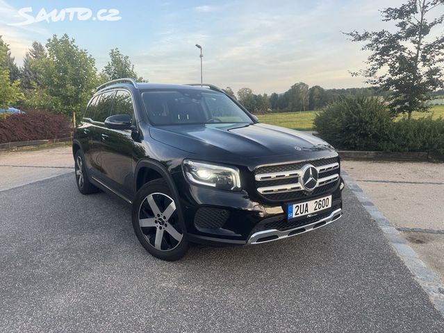 Mercedes GLB